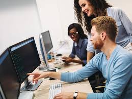 Apply Now: Software Engineer Job in the UK 2024/2025 Salary (£30,000 – £100,000)